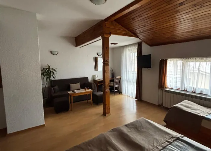 Durchova Kashta Family